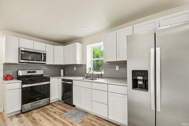 218 Meridian Street, Mishawaka, IN 46544