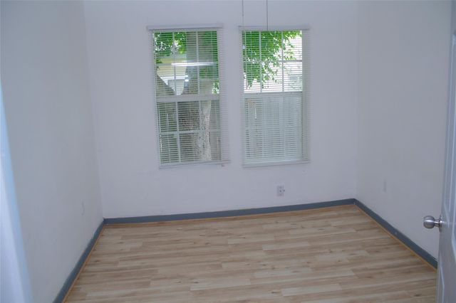 1310 4th Street, Rosenberg, TX 77471