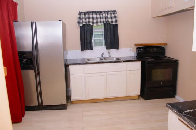 1310 4th Street, Rosenberg, TX 77471
