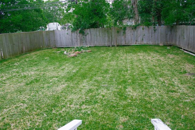 1310 4th Street, Rosenberg, TX 77471