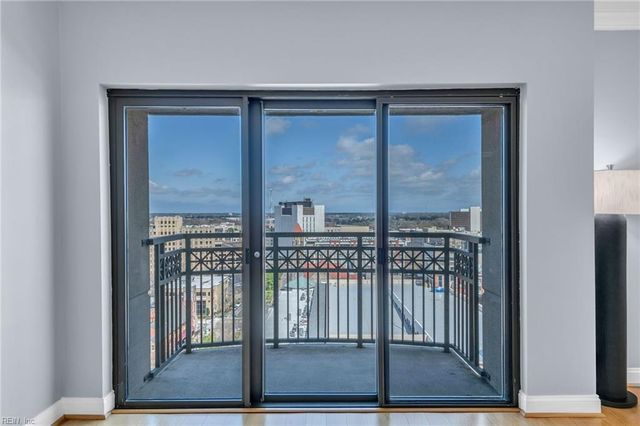 123 College Pl Unit 1402, Norfolk, VA 23510