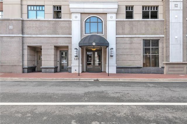 123 College Pl Unit 1402, Norfolk, VA 23510