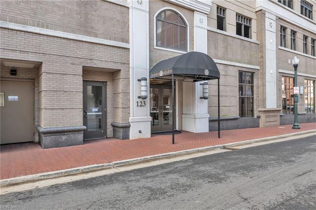 123 College Pl Unit 1402, Norfolk, VA 23510
