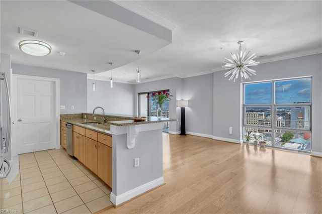 123 College Pl Unit 1402, Norfolk, VA 23510