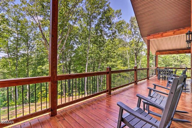 3805 Pleasant View Lane, Sevierville, TN 37862