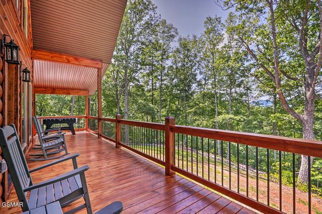 3805 Pleasant View Lane, Sevierville, TN 37862