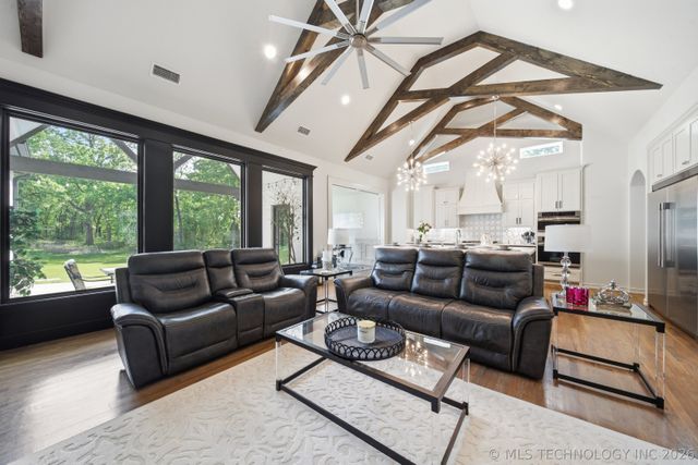 26510 E 61st Street S, Broken Arrow, OK 74014