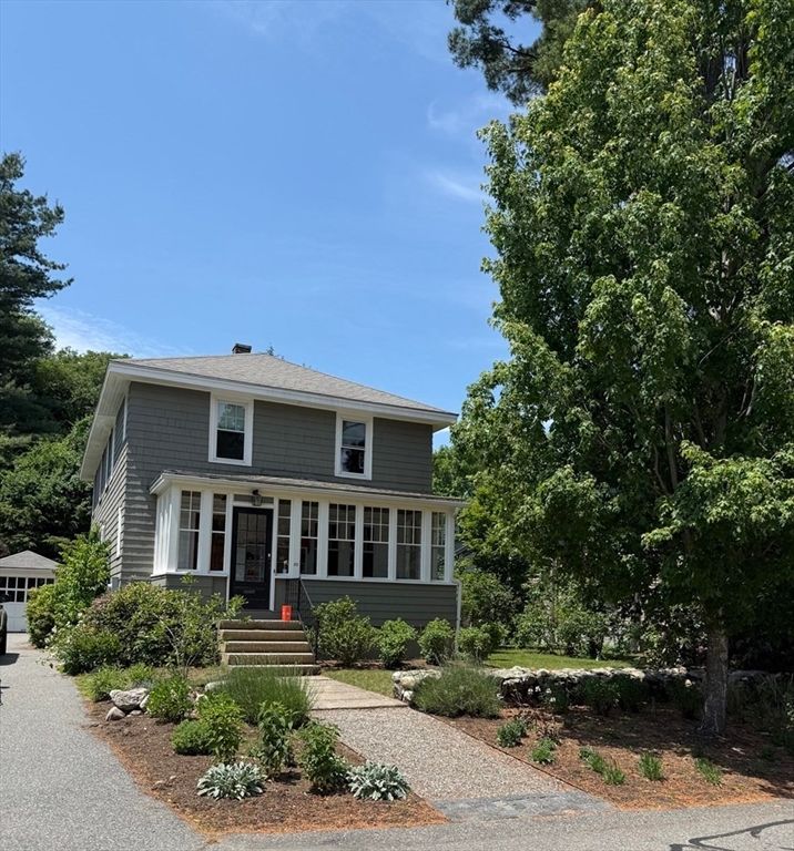 52 Riverdale Road 52, Wellesley, MA 02481