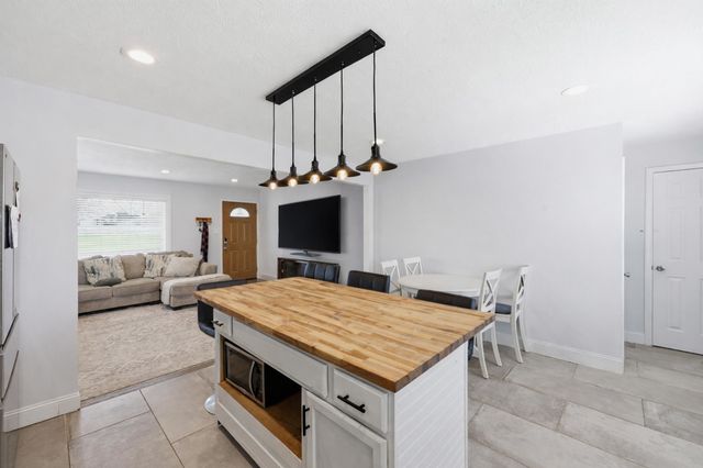 1506 Alton Road, Lawrenceburg, KY 40342