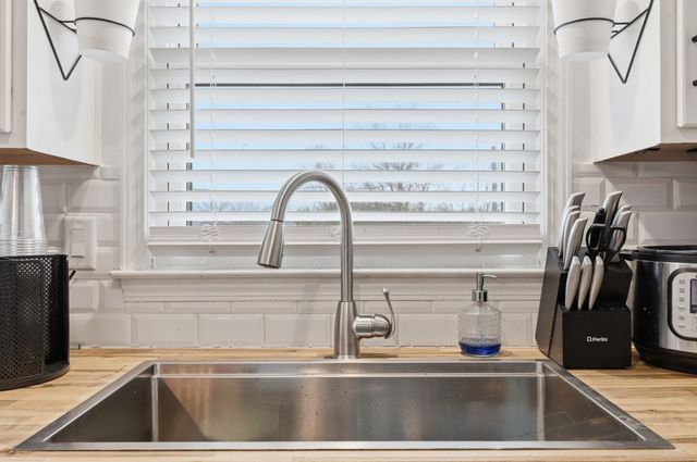 1506 Alton Road, Lawrenceburg, KY 40342