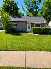 118 Paul Avenue, Ferguson, MO 63135