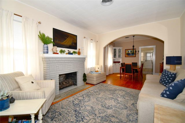 1245 N ALEXANDER STREET, Mount Dora, FL 32757