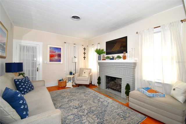 1245 N ALEXANDER STREET, Mount Dora, FL 32757