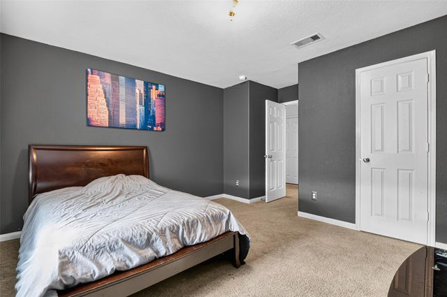 10221 Stone Gate Drive, Conroe, TX 77385