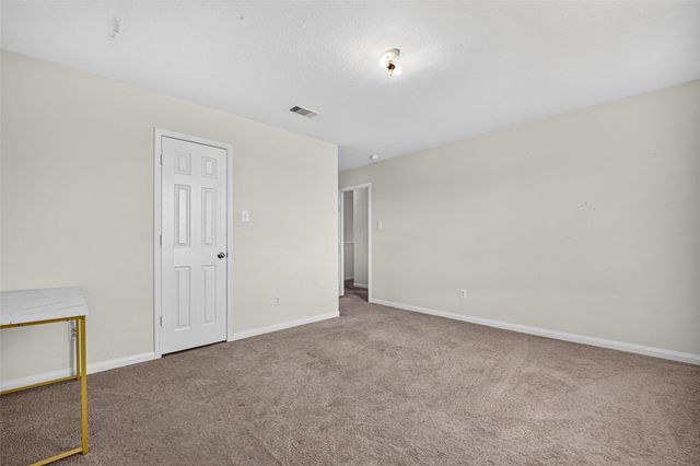 10221 Stone Gate Drive, Conroe, TX 77385