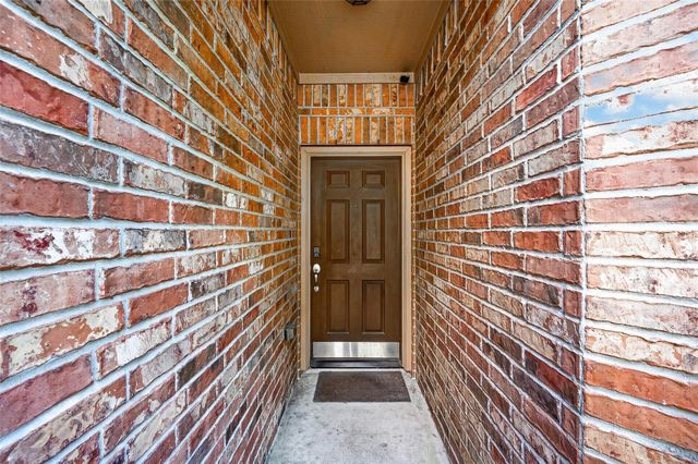 10221 Stone Gate Drive, Conroe, TX 77385