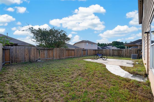 10221 Stone Gate Drive, Conroe, TX 77385