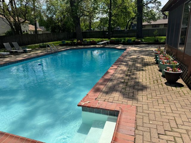 667 N Lake Street, Grayslake, IL 60030