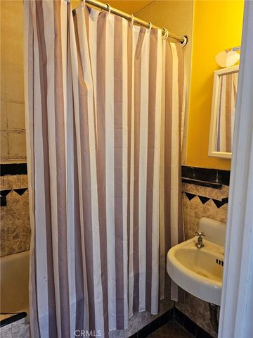 224 N Bixel, Los Angeles, CA 90026