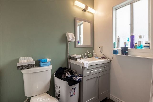 22113 Cantlay Street, Canoga Park, CA 91303