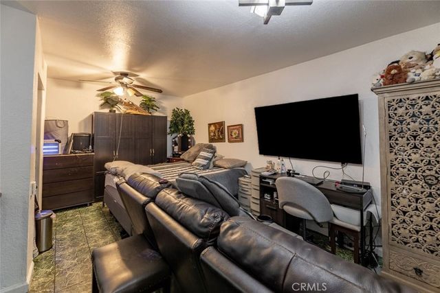 22113 Cantlay Street, Canoga Park, CA 91303