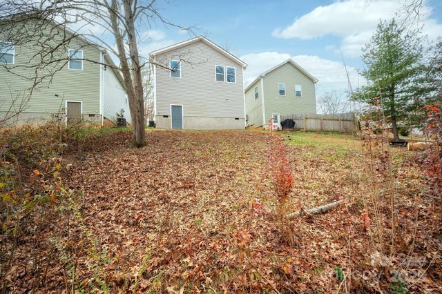 11 Shadowlawn Drive, Asheville, NC 28806