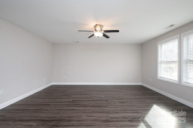 11 Shadowlawn Drive, Asheville, NC 28806