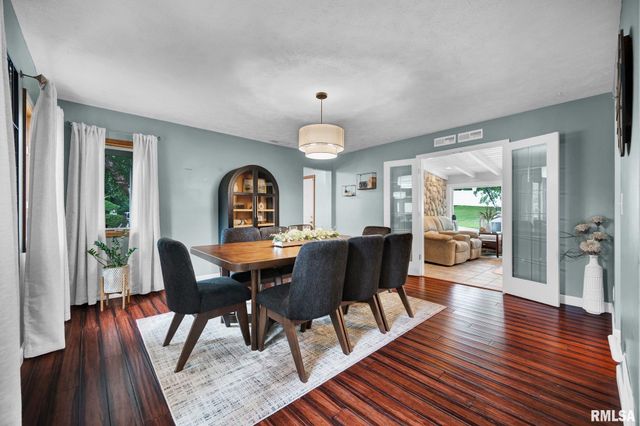 336 W BARRINGTON Road, Peoria, IL 61614