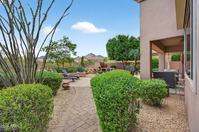 10320 E PINE VALLEY Drive, Scottsdale, AZ 85255