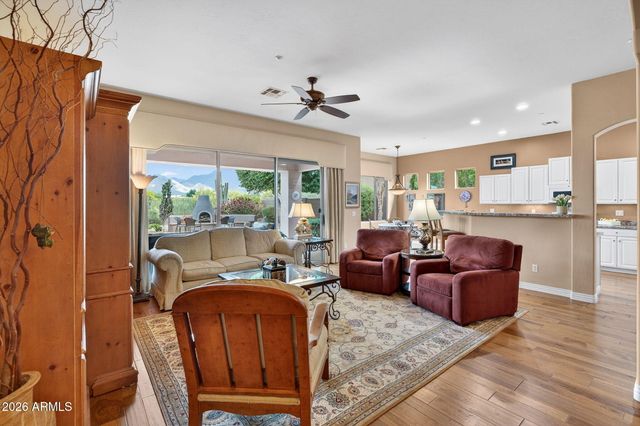 10320 E PINE VALLEY Drive, Scottsdale, AZ 85255