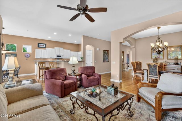 10320 E PINE VALLEY Drive, Scottsdale, AZ 85255