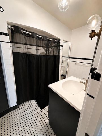 241 N MAIN STREET, Clintonville, WI 54929