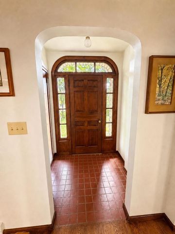 241 N MAIN STREET, Clintonville, WI 54929