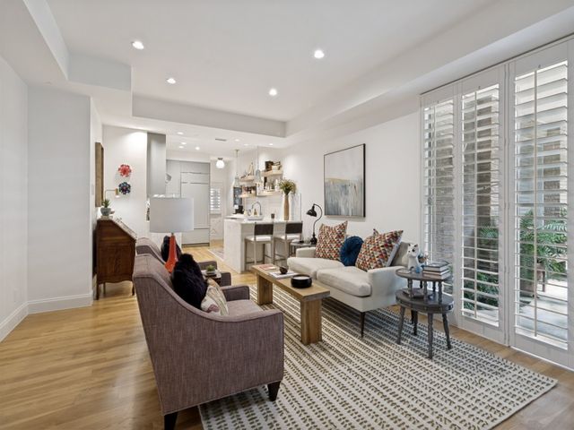 6328 Bandera Avenue A, Dallas, TX 75225