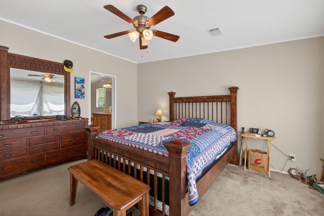 468 County Road 545, Alvin, TX 77511