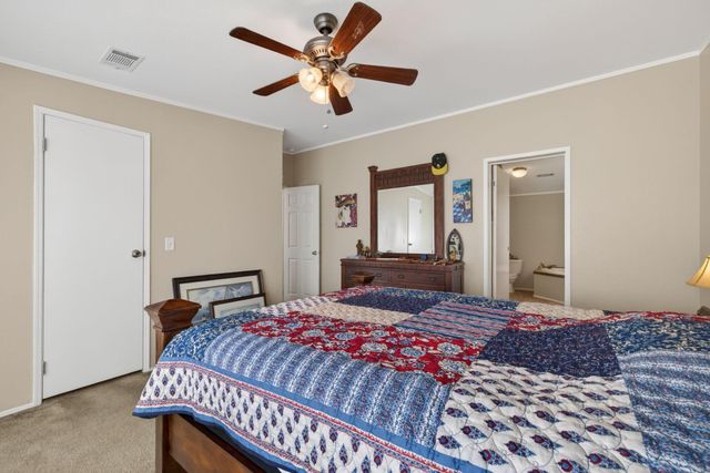468 County Road 545, Alvin, TX 77511