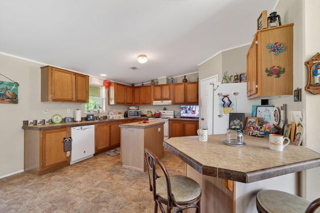 468 County Road 545, Alvin, TX 77511