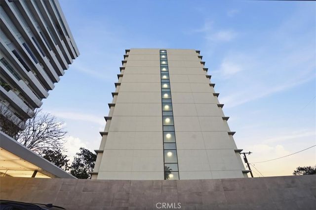 818 N Doheny Drive 908, West Hollywood, CA 90069