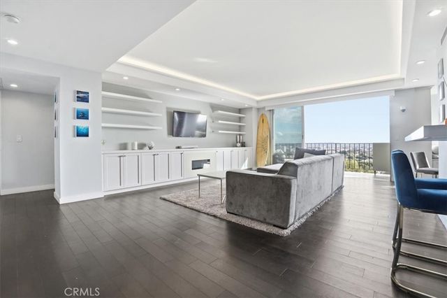 818 N Doheny Drive 908, West Hollywood, CA 90069