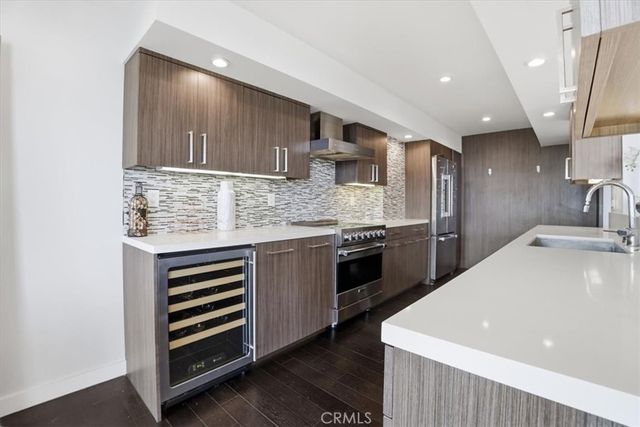 818 N Doheny Drive 908, West Hollywood, CA 90069