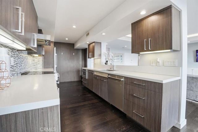 818 N Doheny Drive 908, West Hollywood, CA 90069