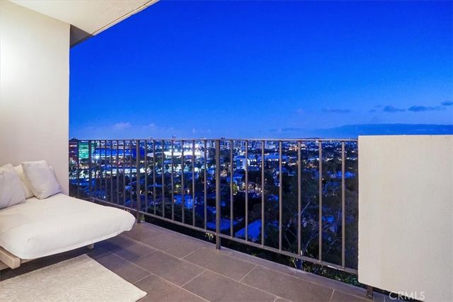 818 N Doheny Drive 908, West Hollywood, CA 90069