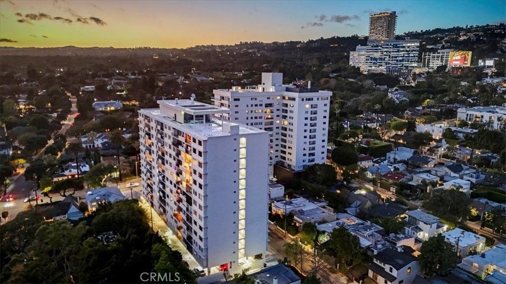 818 N Doheny Drive 908, West Hollywood, CA 90069