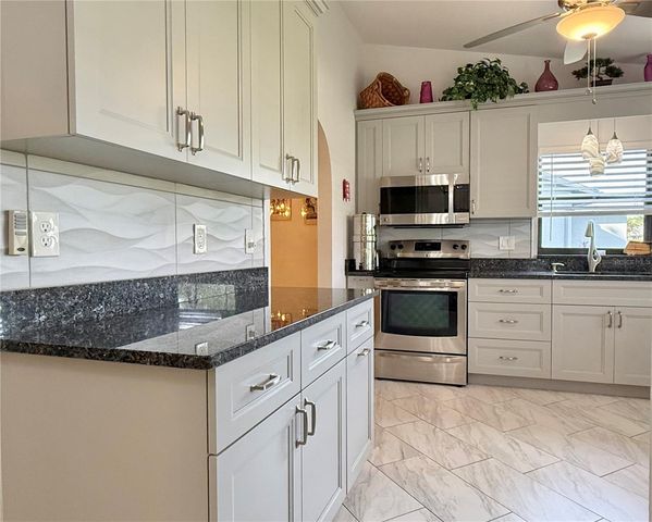 1742 W ORANGEWOOD PLACE, Avon Park, FL 33825