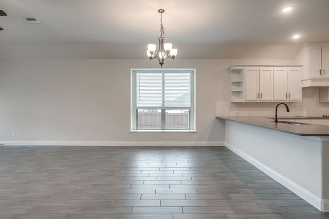 3200 Signal Hill Drive, Burleson, TX 76028
