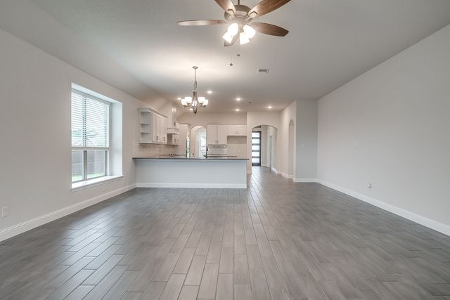 3200 Signal Hill Drive, Burleson, TX 76028