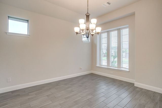 3200 Signal Hill Drive, Burleson, TX 76028