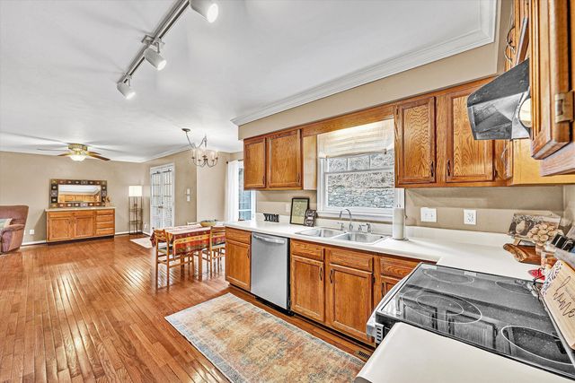 5356 Canter DR, Roanoke, VA 24018