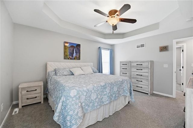612 NW Whitney Drive, Grain Valley, MO 64029