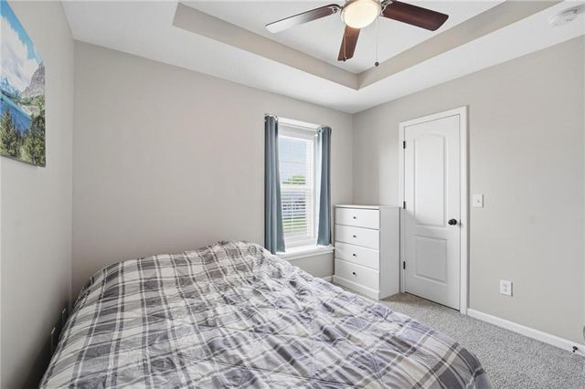 612 NW Whitney Drive, Grain Valley, MO 64029